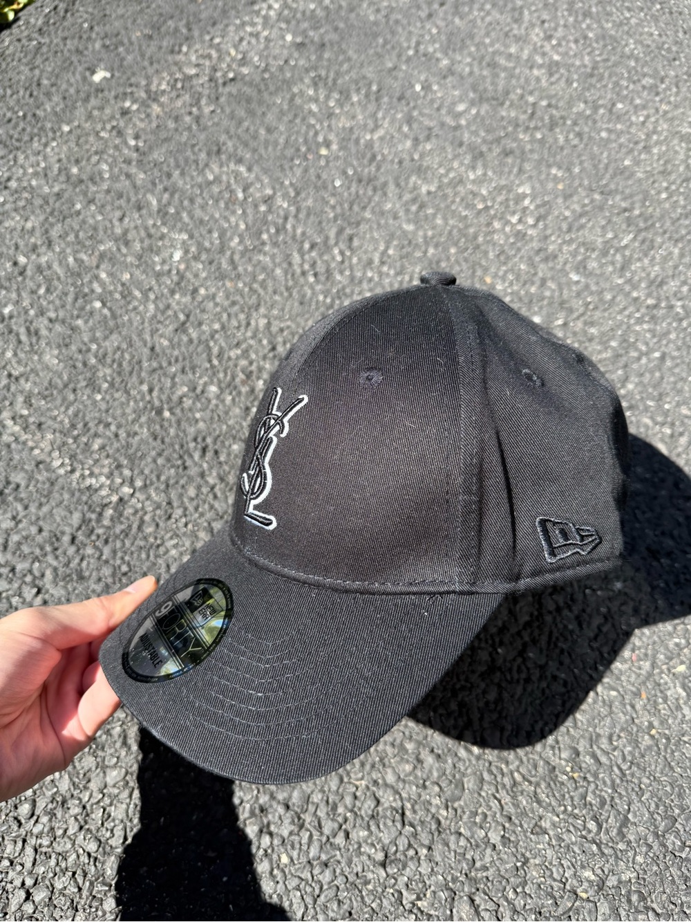 Saint laurent hat authentic - Picture 2 of 9
